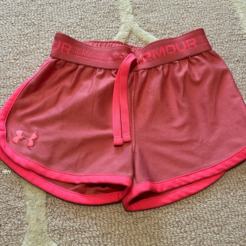 Under armour shorts - Picture 1 of 3